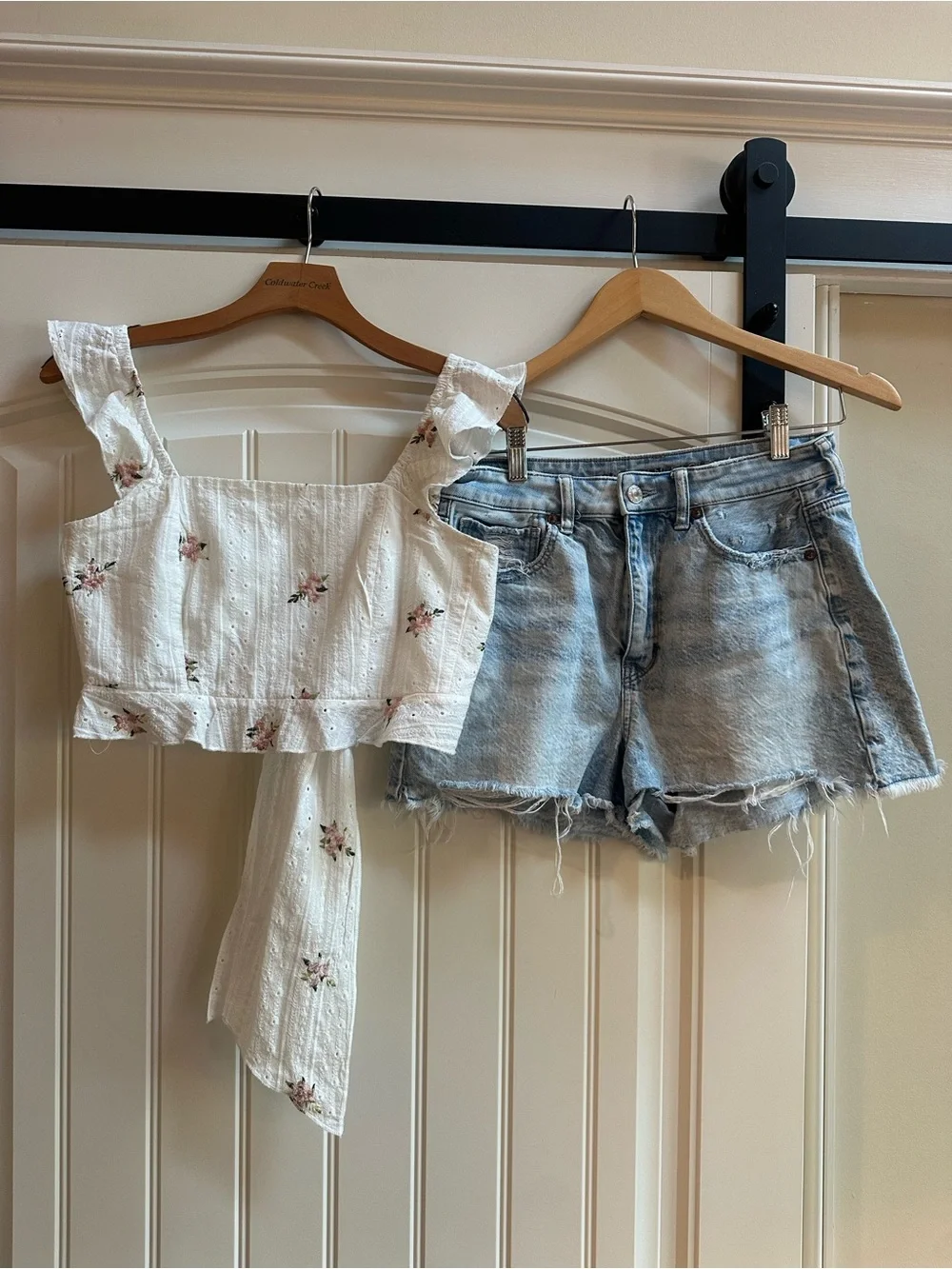 American Eagle Mom Short Size 6 Kirious Crop Top Small 2pc